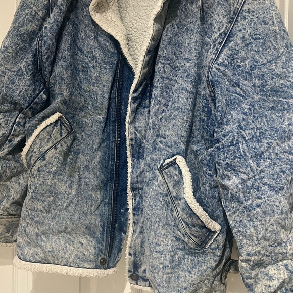 Other - Vintage Denim jacket